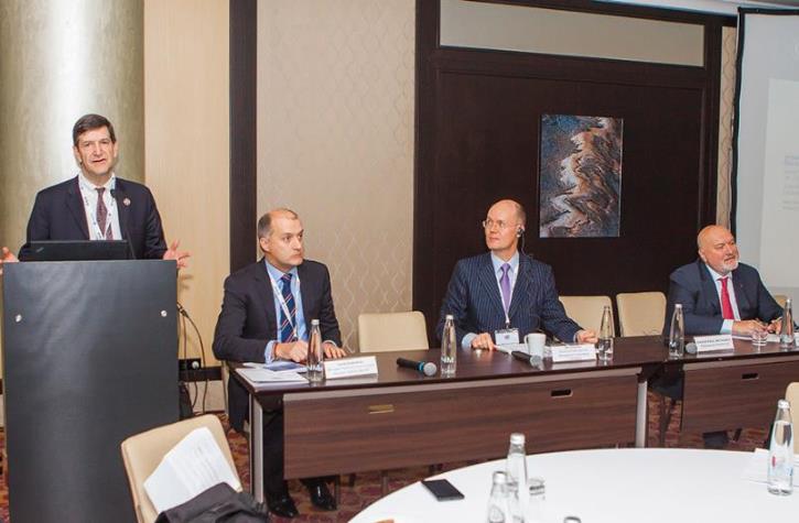 Василий Рудомино модератор сессии конференции IBA “Law Firm Management”