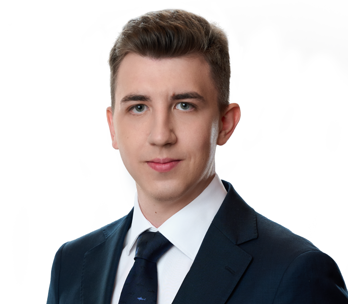 Nikita Ulianov | Associate