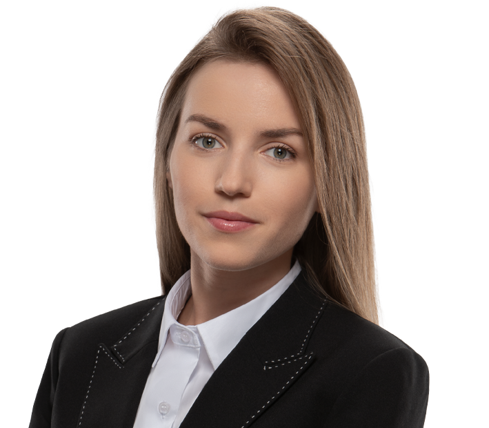 Alisa Kadzhoyan | Associate