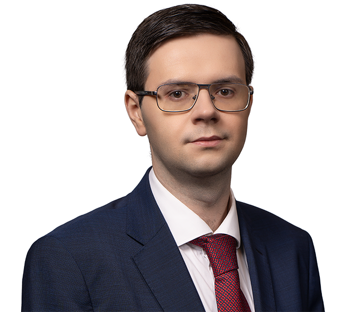 Denis Bekker | Senior Associate, Advocate